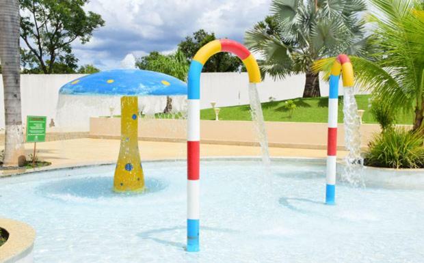 Encontro Das Aguas Caldas - Cortesia Ingressos Da Rede Wam Opcoes Water Park, Nautico E Clube Prive Caldas Novas Exterior foto